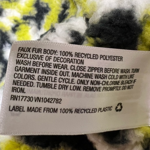 Black History Month Fleece Faux Fur Zip up Jacket Green Black Sz Medium 8 - Picture 6 of 6